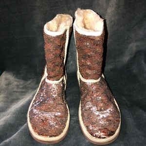 UGG AUSTRALIAN color changing boots